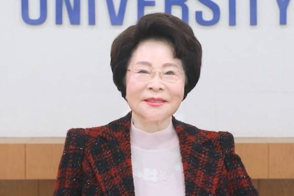 가천대학교 유튜브 캡처. 2025년 신입생 축사