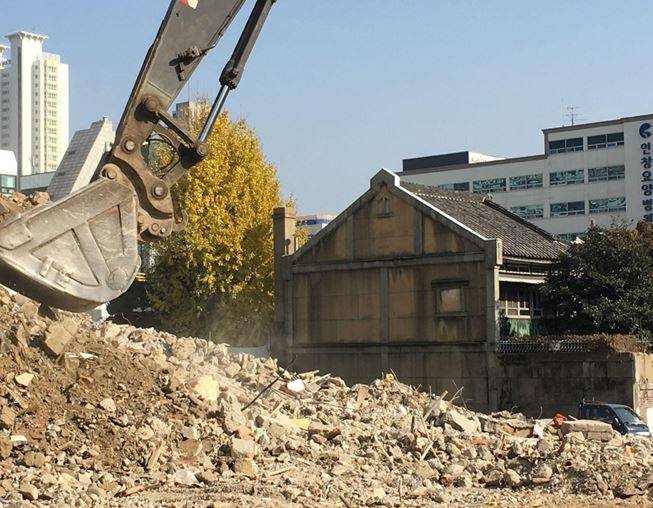 2011년 아파트 재개발로 인한 오초량 인근 철거 당시 모습 [오초량 제공. 재판매 및 DB 금지]