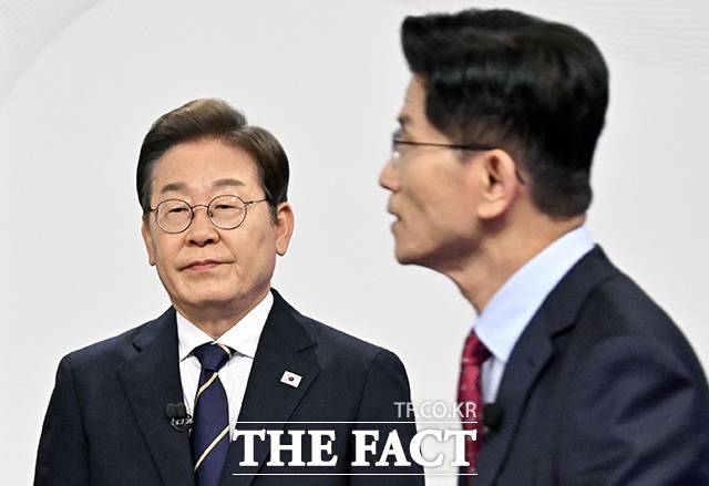 이재명, 김문수, 이준석, 권영국 후보는 이날 서울 마포구 상암동 SBS프리즘타워에서 열린 중앙선거관리위원회 주관 첫 TV토론회에서 각자의 정체성을 담은 모두발언으로 토론의 문을 열었다. /국회사진취재단