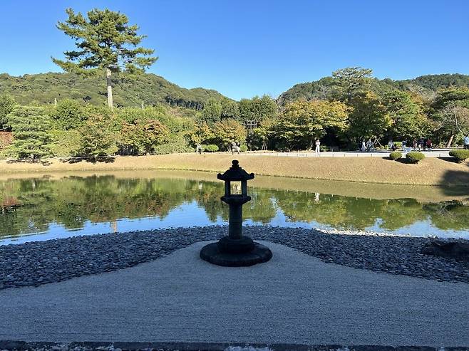 0490f719b0806cf420b5c6b011f11a39872d373b47619b8d049e