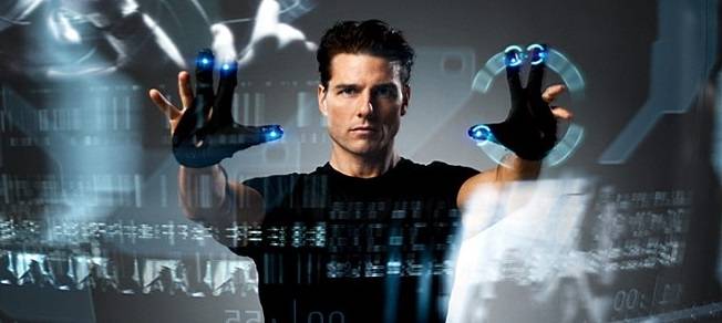 미래의 범죄를 예측해 범죄자를 미리 단죄하는 근미래를 그린 2002년 개봉 영화 <마이너리티 리포트>. 세계 곳곳에서 감시 기술을 적용해 범죄를 예방한다는 연구가 진행되면서 <마이너리티 리포트>의 예고가 현실이 되고 있다는 지적이 나온다.