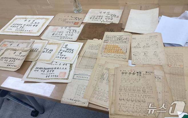 울산 용잠초등학교 기록물. (울산교육청 제공. 재판매 및 DB 금지) /뉴스1