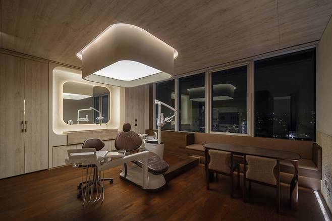 ‘제로네이트’ 시술 공간. 사진 | 티유치과 SNS