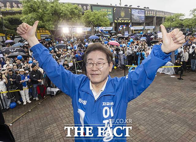 국민의힘이 19일 이재명 더불어민주당 대선 후보의 '커피 원가 120원' 발언과 관련해 법적 대응에 나선다. /뉴시스