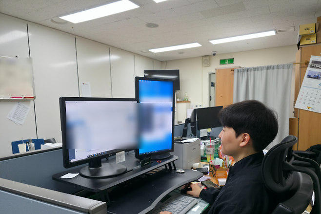 이승재 순경이 지난 16일 아시아경제와 인터뷰하고 있다. 최영찬 기자