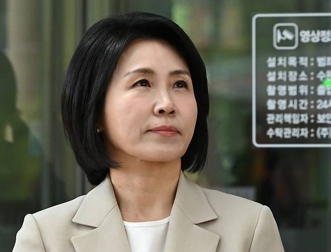 더불어민주당 이재명 대선 후보의 배우자 김혜경씨가 지난 12일 경기 수원시 영통구 수원지방법원에서 열린 '공직선거법위반 혐의' 2심 선거 공판을 마친 뒤 법원을 나서고 있다. ⓒ뉴시스