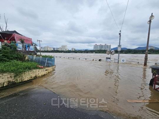 지난해 대구 동촌유원지 일대 침수. 사진=연합뉴스