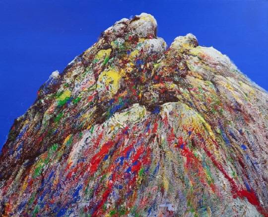 송수근 작 '바위산'. 90.9cm x 72.7cm mixed media on canvas 2025