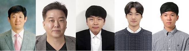 (왼쪽부터) 이병주 포스텍 교수, 김형섭 교수, 왕재민 박사, 권현석 박사, 오상호 박사