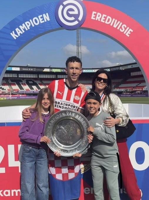 GrQQpopWAAAiVOQ.jpg 오늘자 아오 페시리치 근황 ㄷㄷㄷㄷㄷㄷㄷㄷㄷㄷ