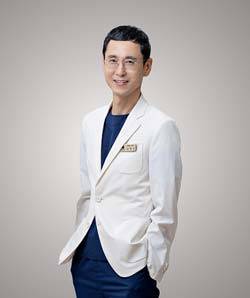 창원 예일안과 심형석 원장​