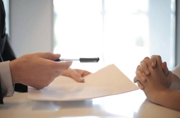 최근 2030 직장인 사이에서 중간관리직 등 '리더직'을 기피하는 경향이 강해지고 있다는 조사 결과가 나왔다. 본문과 무관한 사진. [사진=Pexels]