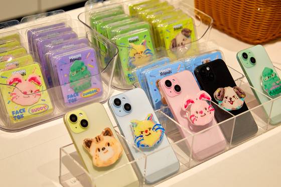 전시장에서는 포코리프렌즈 굿즈들도 만날 수 있다.