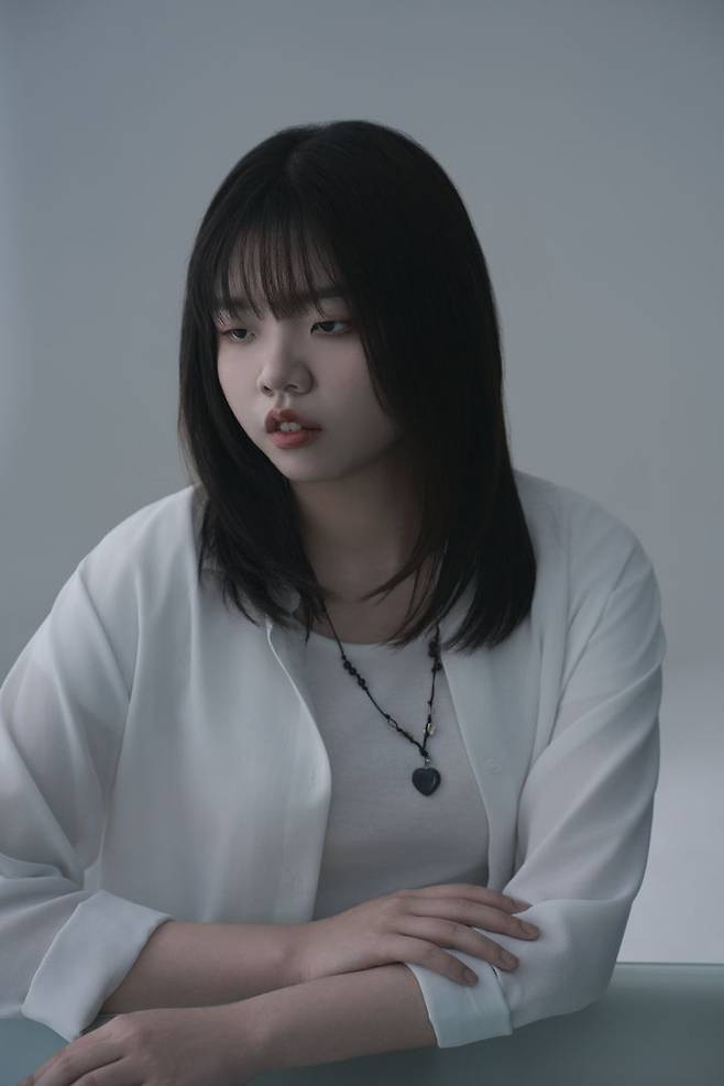 윤강은 작가. 민음사 제공