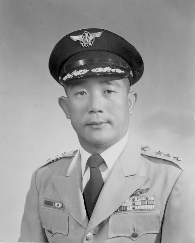 고 김신 장군 (사진=공군 제공)
