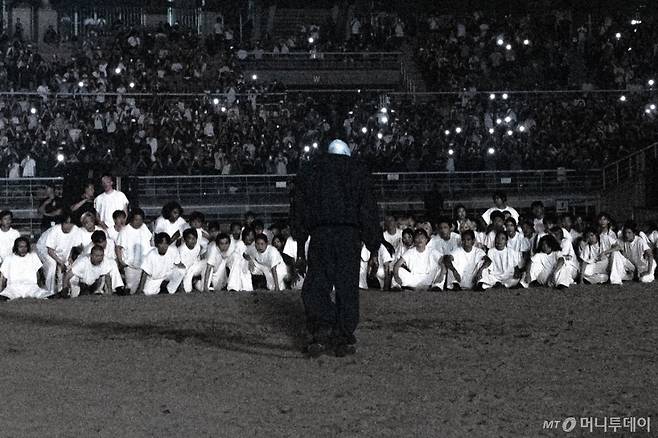 지난해 8월23일 경기 고양 고양종합운동장에서 펼쳐진 칸예 웨스트 '예 x 타이 달라 사인 벌처스 리스닝 익스피리언스(Ye x Ty Dolla Sign Vultures Listening Experience)' 현장. /사진제공 = 넥스티스