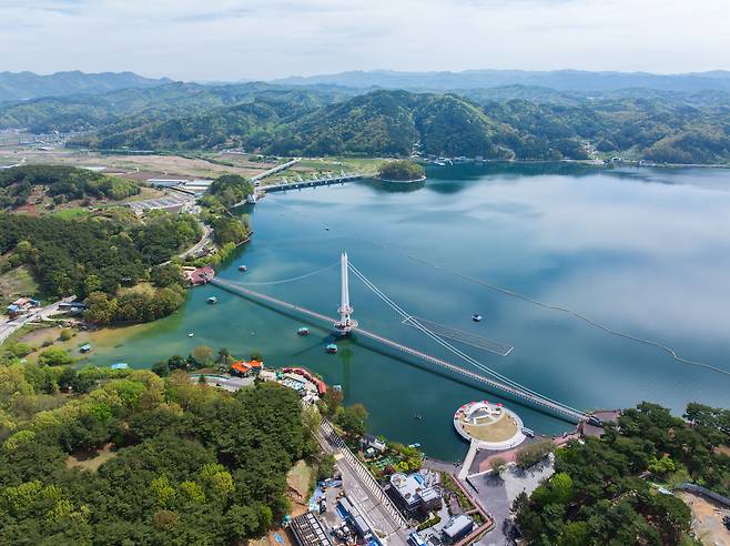 예당호 출렁다리[지앤씨이십일]