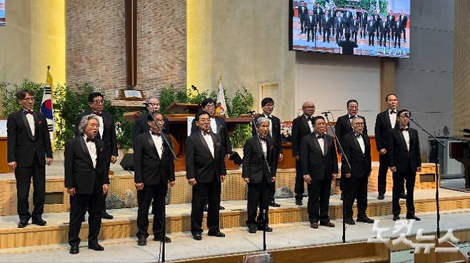 양양감리교회(담임 조선석목사)가 지난 18일 가정의 달 맞이 'CBS장로중창단 연주회'를 개최했다. 최진성 아나운서