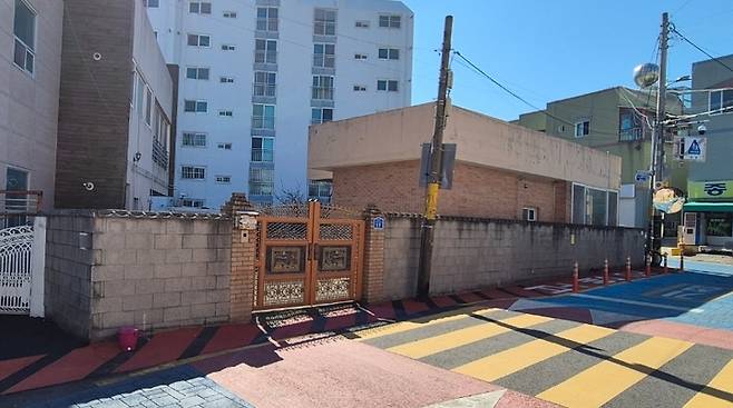 울산 동구 남목초등학교 옛 사택 부지.