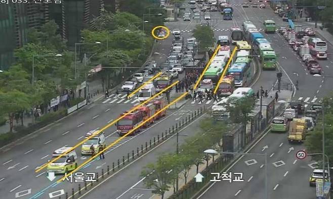 서울시 교통정보 시스템(TOPIS) 경인로 버스 추돌사고 현장. 연합뉴스