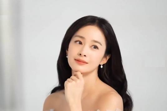 배우 김태희가 대만 미용업체의 광고 모델로 등장했다. [사진출처 = SNS 영상 캡처]