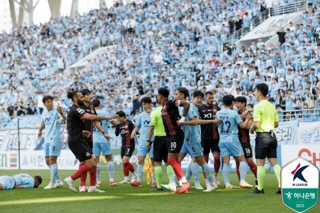 대구FC와 FC서울의 경기 모습/한국프로축구연맹