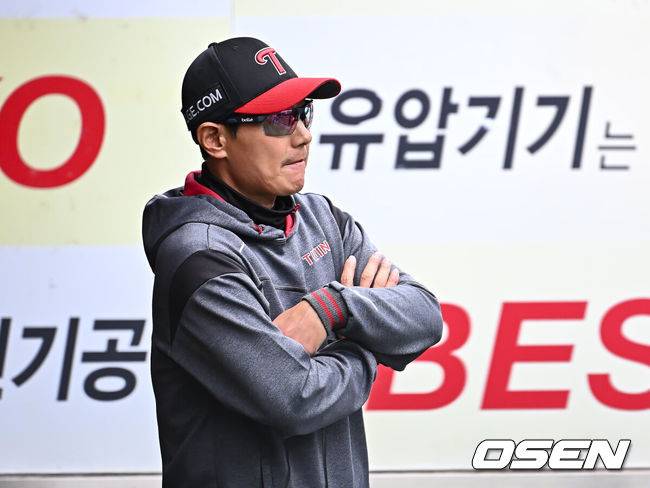 [OSEN=대구, 이석우 기자] LG 트윈스 염경엽 감독 037 2025.05.10 / foto0307@osen.co.kr