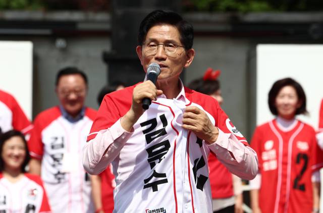 ▲국민의힘 김문수 대선 후보가 20일 서울 서초구 고속터미널역 인근에서 집중유세를 하고 있다. ⓒ연합뉴스