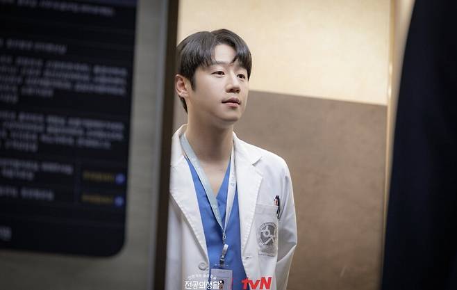 ▲ 정준원. 출처| tvN 언젠가는 슬기로울 전공의생활 공식 홈페이지