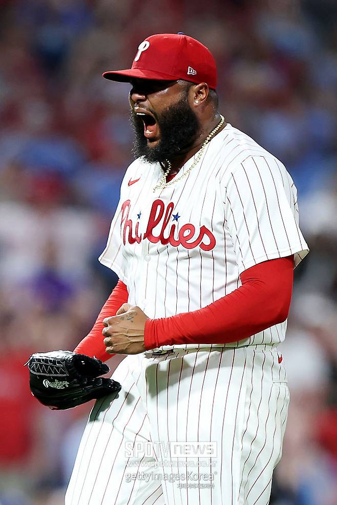 ▲ 2025시즌 필라델피아 마무리를 맡았던 호세 알바라도.