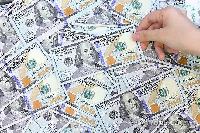 달러 [연합뉴스 자료사진]