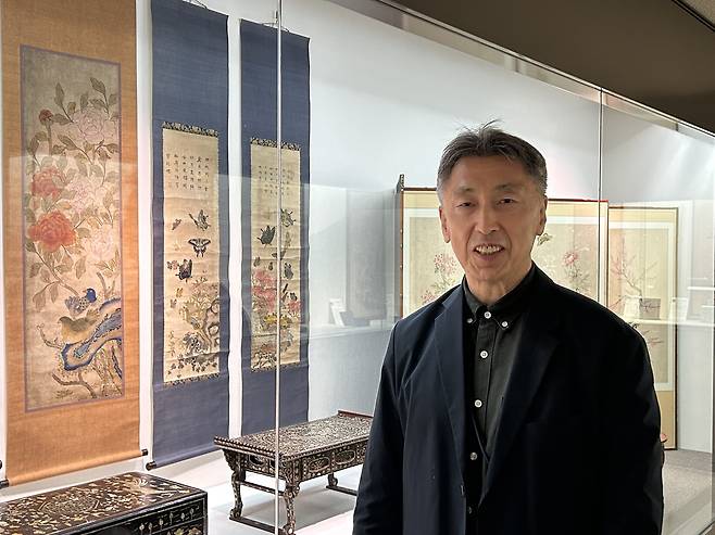 정희두 고려미술관 대표이사      (교토=연합뉴스) 김예나 기자 = 지난 15일 일본 고려미술관에서 만난 정희두 대표. 고(故) 정조문(1918∼1989) 선생의 장남인 그는 미술관 운영을 이끌며 한국 문화유산을 소개하고 있다. 2025.5.20 
    yes@yna.co.kr