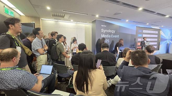 컴퓨텍스 2025 시놀로지 엔터프라이즈 스토리지 신제품 발표 미디어 이벤트에 많은 관계자들이 방문했다. 2025.5.21/뉴스1 ⓒ News1 김민석 기자