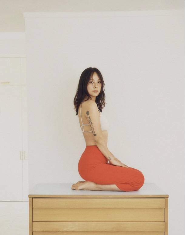 　◇이효리가 매거진 'AH YOGA'와 진행한 화보. 사진=이효리 인스타그램