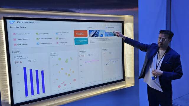 SAP S/4HANA, 쥴 등을 활용해 기업 경영 환경을 체험할 수 있었다(사진=남혁우 기자)