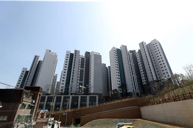 서울 시내의 한 미분양 아파트. /뉴스1