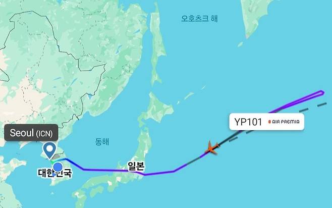 항공기 비행 추적 사이트 FLIGHTRADAR24에 나타난 에어프레미아 항공기 YP101의 회항 경로. /인터넷 FLIGHTRADAR24 캡처
