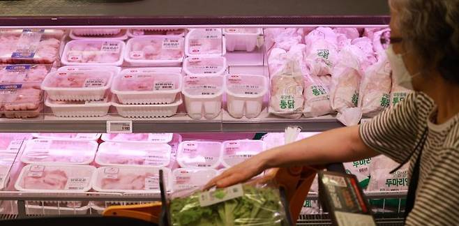 서울의 한 대형마트에 닭고기가 진열돼 있다.ⓒ뉴시스