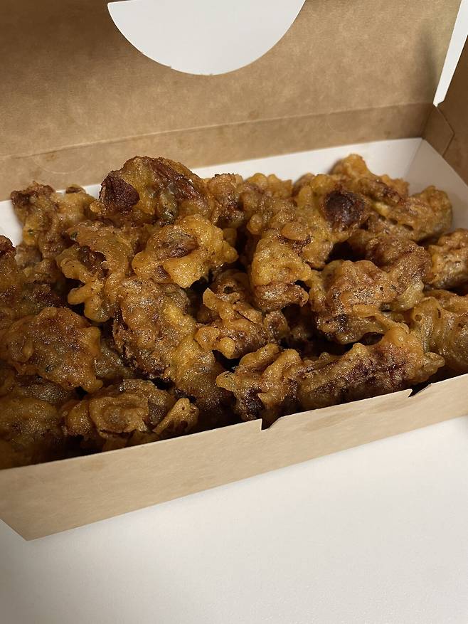 IMG_4132.jpeg 야심한밤 닭똥집튀김에 소주 한잔