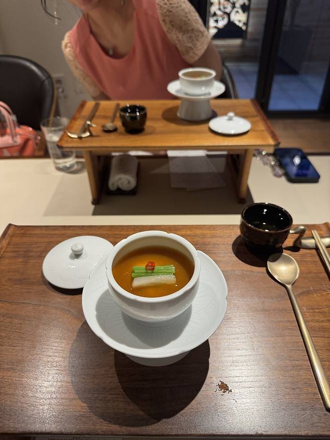 KakaoTalk_20250521_114647252_08.jpg 안녕하세요 애인 생일 기념으로 권숙수에 다녀왔습니다