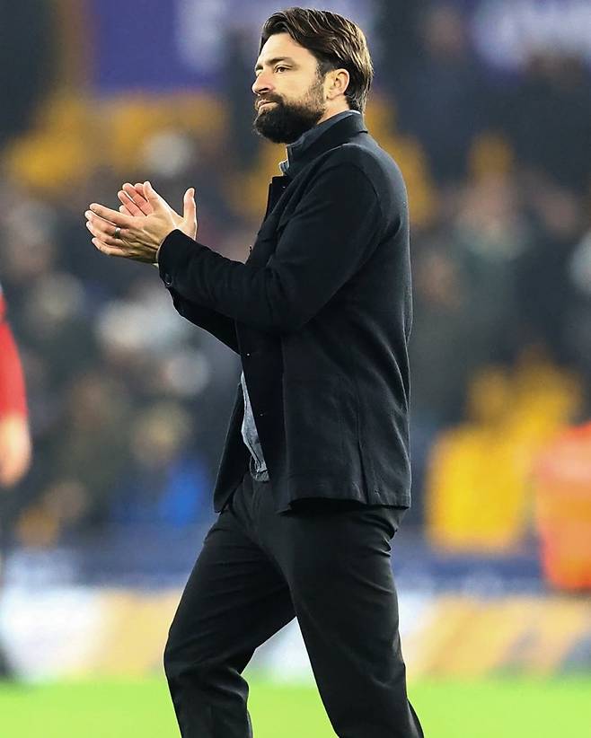 지난해 12월 성적 부진으로 팀을 떠난 러셀 마틴 사우샘프턴 전 감독. 사진=사우샘프턴 SNS