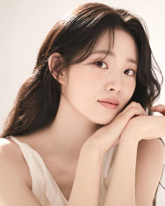 배우 신시아 / 앤드마크