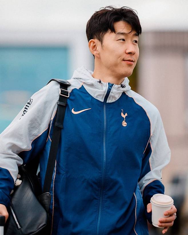 [서울=뉴시스] 잉글랜드 프로축구 프리미어리그(EPL) 토트넘 홋스퍼의 손흥민. (사진=토트넘 SNS 캡처) *재판매 및 DB 금지