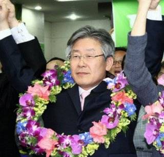 2010년 지방선거에서 성남시장에 당선한 이재명 후보. 동아DB