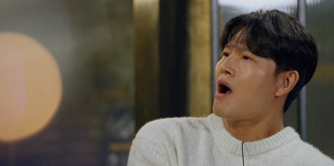 ‘꼬리에 꼬리를 무는 그날 이야기’(꼬꼬무)