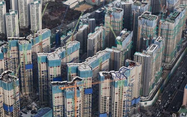 서울 시내 아파트 신축 현장 모습. ⓒ연합뉴스