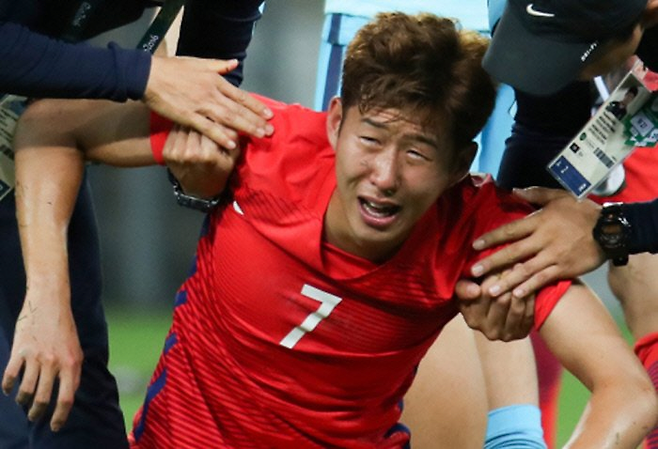 image.png 손흥민 축구 커리어 속 눈물들