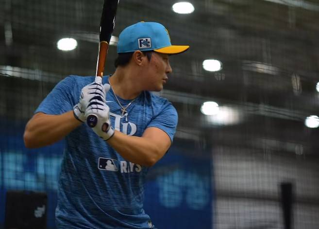 김하성이 탬파베이 스프링캠프에 합류해 타격 훈련을 하고 있다. 사진=탬파베이 레이스 SNS 캡처