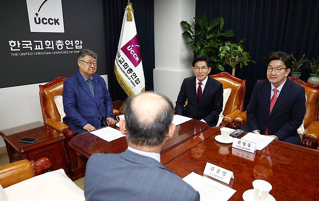 지난 19일 한국교회총연합 방문한 김문수 후보