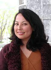 ‘컴퍼트 우먼’을 쓴 소설가 노라 옥자 켈러.